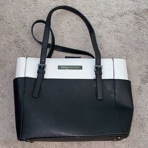 Damsel In Defense Conceal Carry Purse